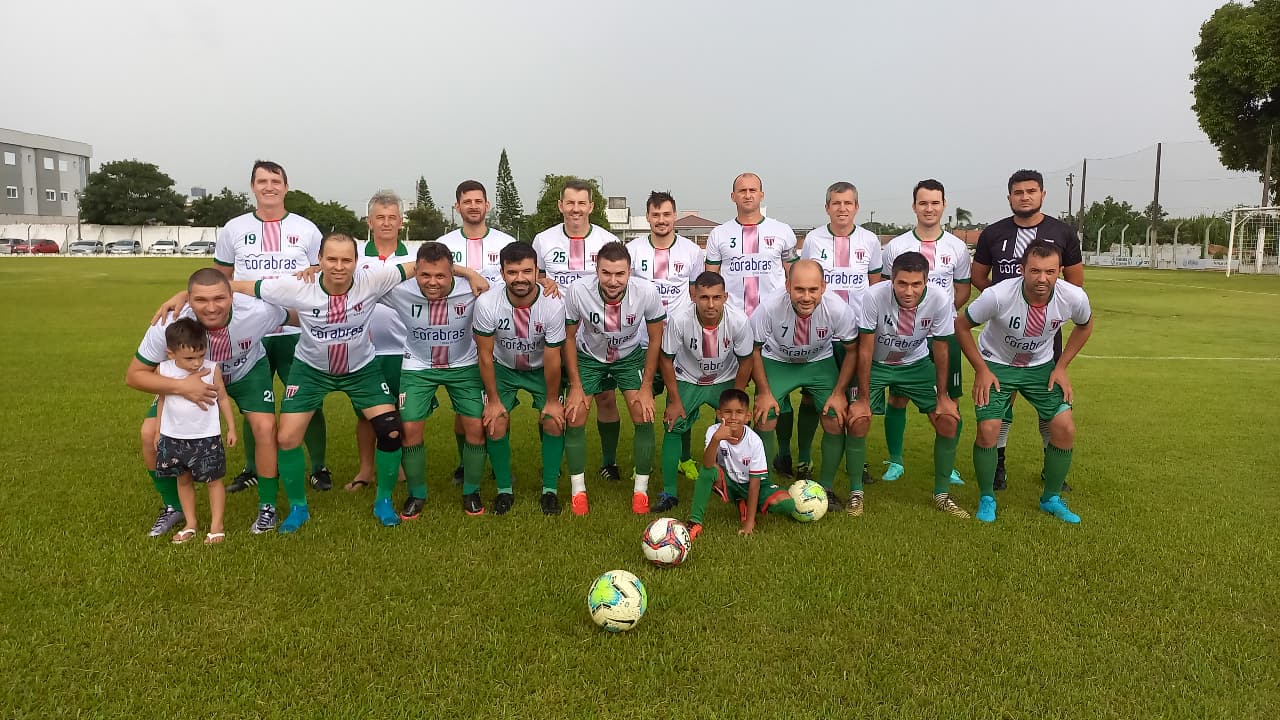 Master do Rui Barbosa goleia na abertura da temporada