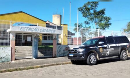 Policiais Civis fazem ronda em escolas de Morro da Fumaça