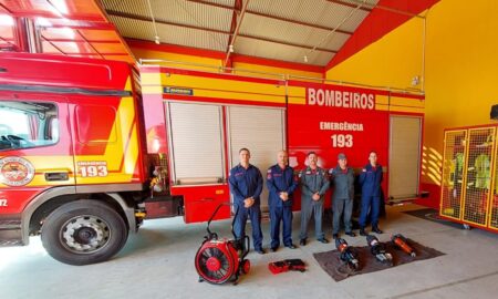 Corpo de Bombeiros de Morro da Fumaça recebe caminhão moderno para atendimento