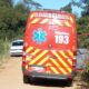 Bombeiros de Morro da Fumaça atendem motociclista que caiu às margens da BR-101