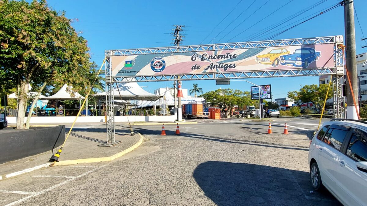 Trânsito interrompido neste domingo no centro de Morro da Fumaça