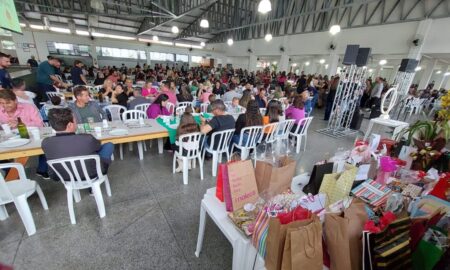 Festeiros de São Roque buscam brindes para sorteio em almoço na Maggiofest