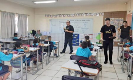 Maio Amarelo: Demutran realiza ação nas escolas de Morro da Fumaça