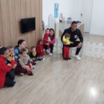 Jogador do Tigre visita Centro Educacional Davi