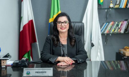 Silvana de Vasconcelos é eleita a primeira Presidente Mulher no Legislativo de Morro da Fumaça