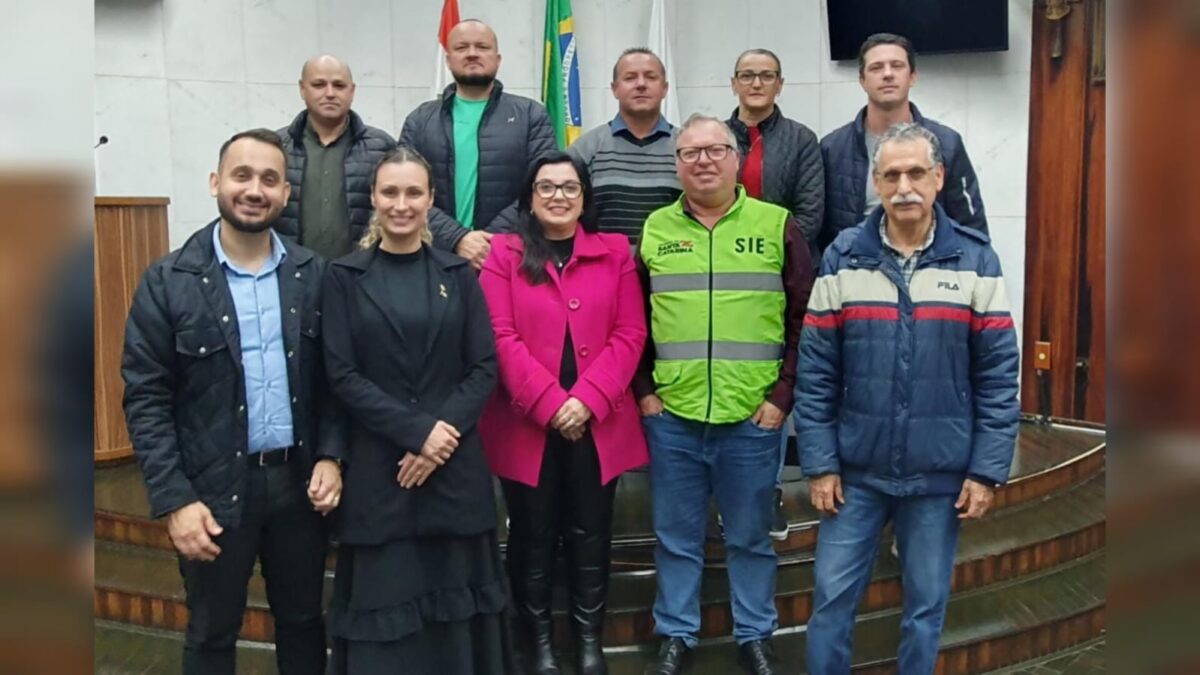 Reunião na Câmara de Vereadores aborda obras e projetos viários em Morro da Fumaça