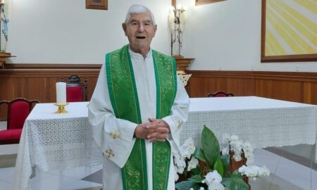 Padre Carlos Weck comemora 60 anos de sacerdócio