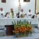 Igreja Matriz São Roque lotada para homenagem a Padre Carlos Weck