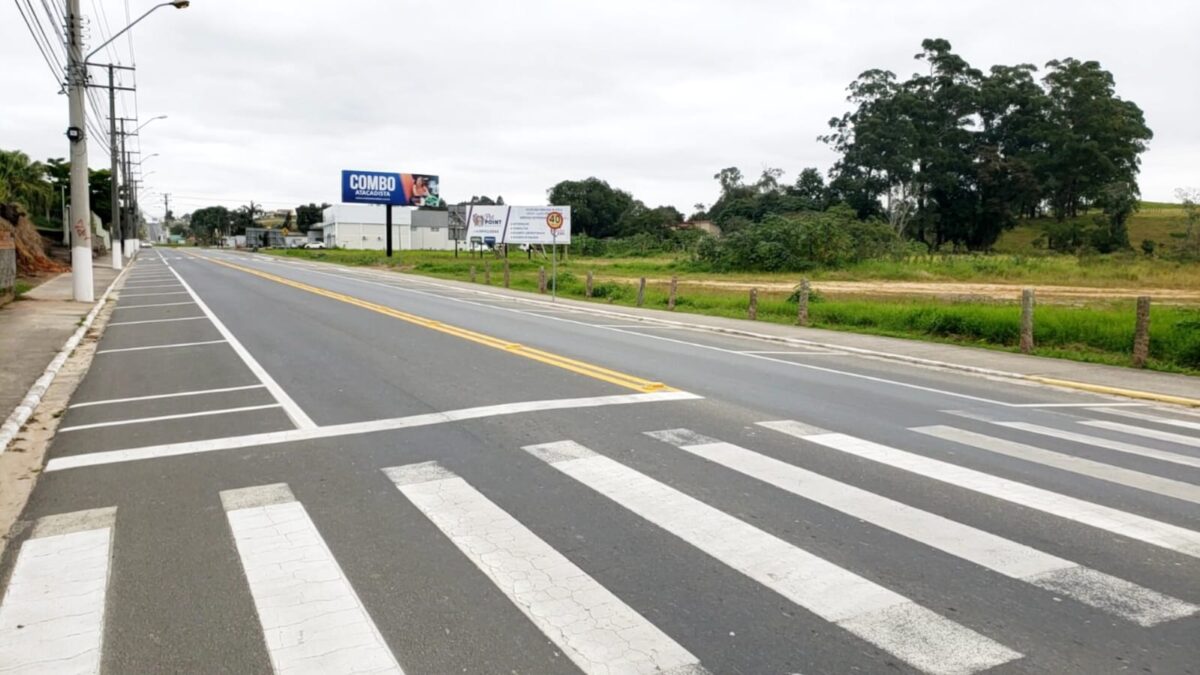 Ruas de Morro da Fumaça têm sinalizações revitalizadas pelo Demutran