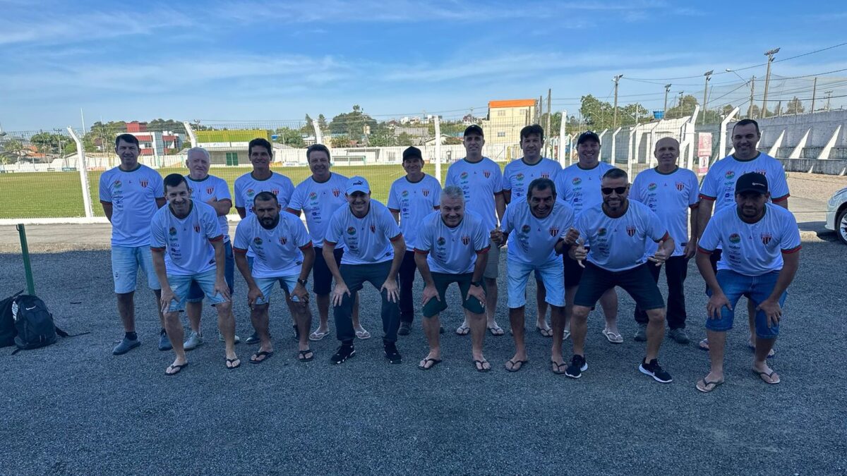 Quarentão do Rui Barbosa vence na estreia da camisa de passeio