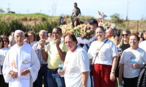 Paróquias São Roque e Santa Catarina de Alexandria participam do aniversário da Diocese de Criciúma