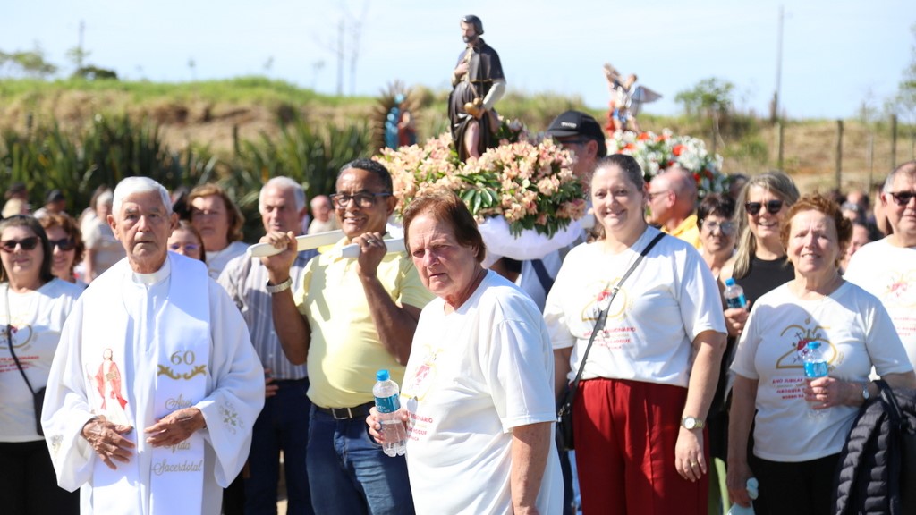Paróquias São Roque e Santa Catarina de Alexandria participam do aniversário da Diocese de Criciúma