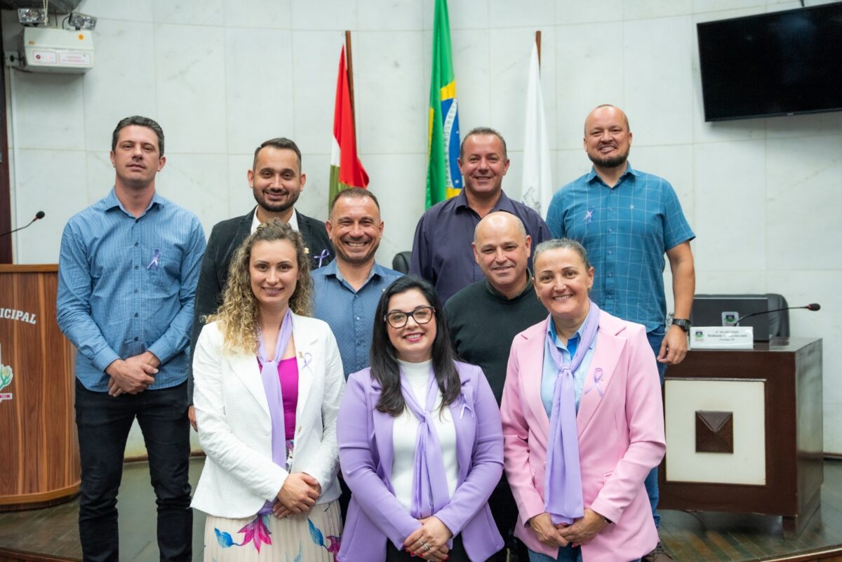 Câmara de Morro da Fumaça adere campanha Agosto Lilás