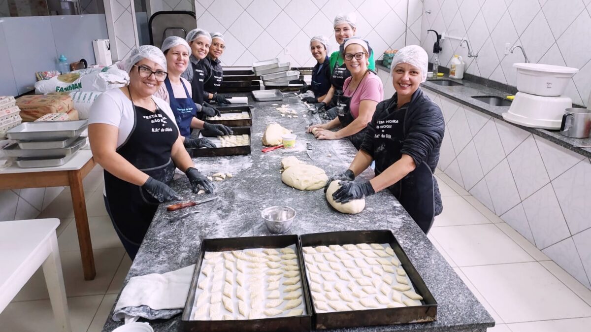 Festeiros iniciam preparação de broas para a Festa de São Roque