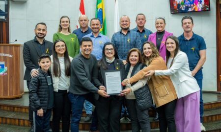 Moção de Aplauso reconhece a trajetória de sucesso de 49 anos da Adriana Relojoaria e Ótica em Morro da Fumaça