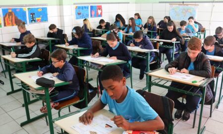 Mais de 50 estudantes de Morro da Fumaça participam da 2ª fase do Prêmio Acic de Matemática neste fim de semana