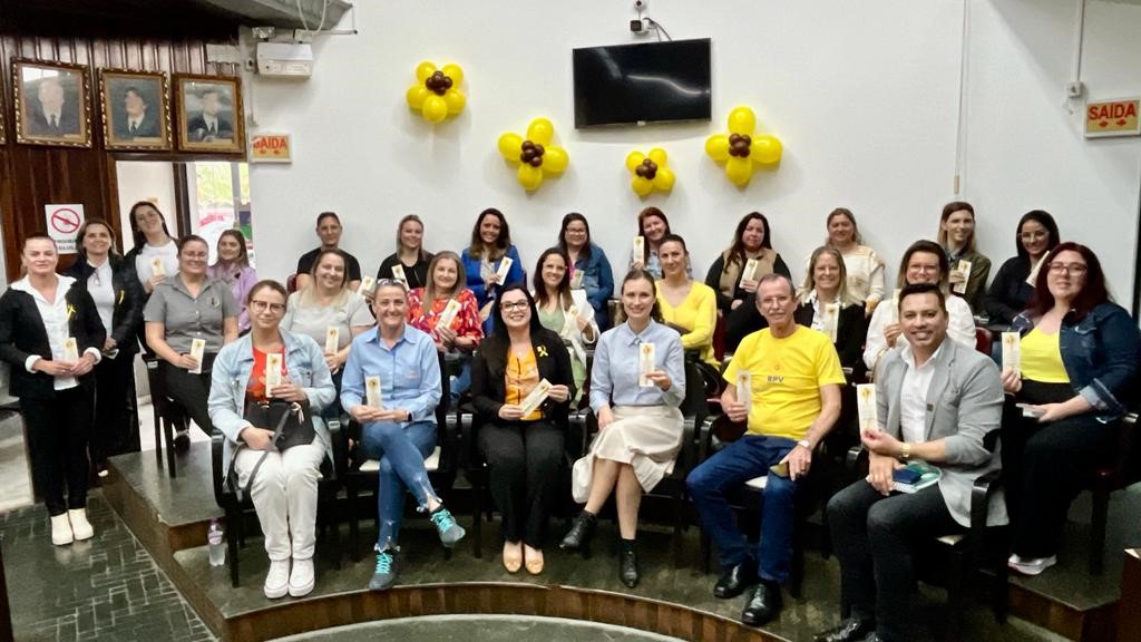 Encontro com educadores na Câmara de Morro da Fumaça fortalece a luta pela saúde mental