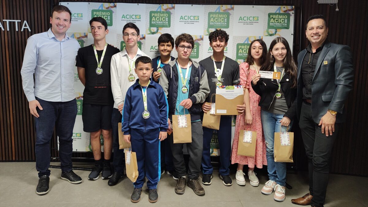 Oito alunos de Morro da Fumaça estão entre os vencedores do Prêmio Acic de Matemática 2023