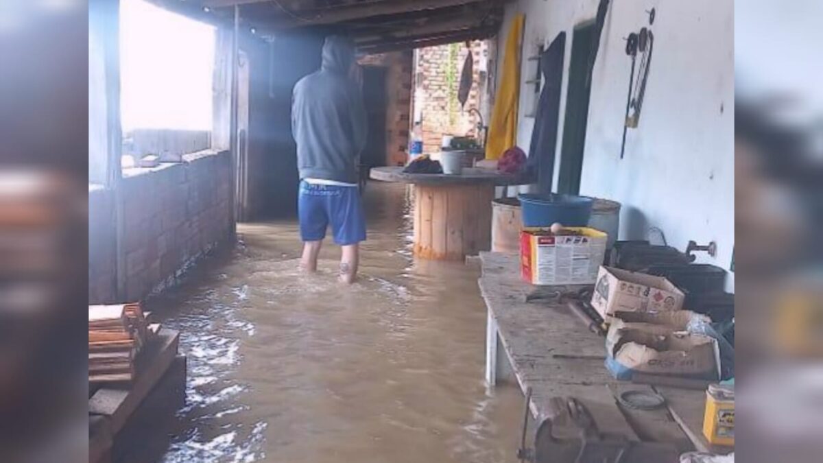 Chuvas deixam 16 desabrigados em Morro da Fumaça