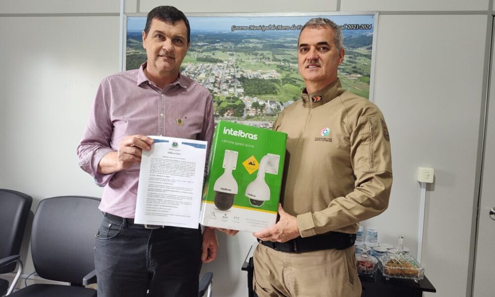 Governo Municipal realiza entrega de câmera de segurança à Polícia Militar