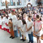 Sábado de muita emoção e fé na Missa das Crianças de outubro