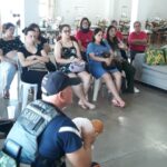 Gestantes recebem orientações em palestra no Cantinho do Amor