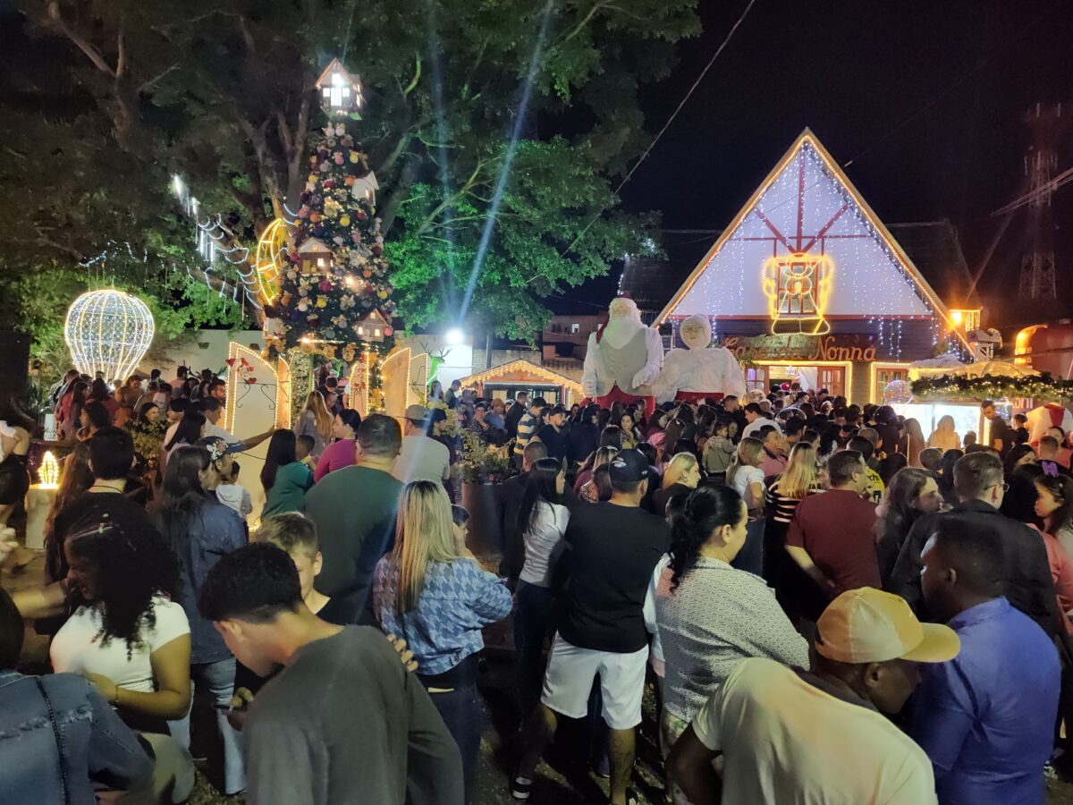 Abertura de Natal de Morro da Fumaça recebe público recorde