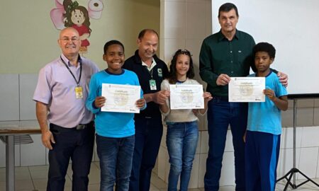 Projeto Sanitarista Júnior capacita 58 alunos da Escola Olívio Recco