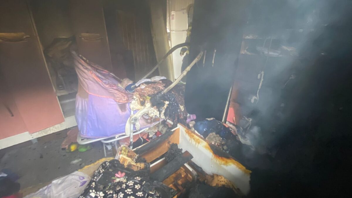 Incêndio destrói parcialmente casa no Bairro Jussara