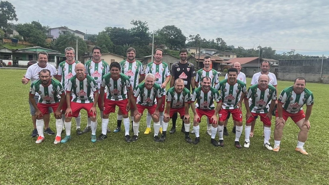 Vitória do Quarentão do Rui Barbosa no último jogo de 2023