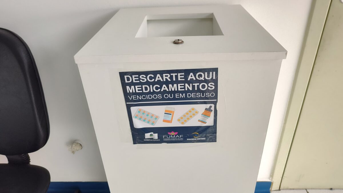 Secretaria de Saúde alerta sobre os riscos associados à automedicação e o descarte incorreto de medicamentos