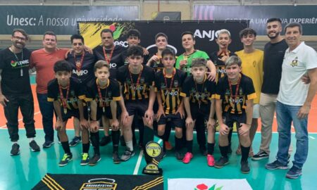 Equipe sub 14 de Morro da Fumaça é campeã do Campeonato Anjos do Futsal