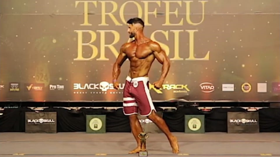 Mateus Anacleto é campeão do Troféu Brasil em Balneário Camboriú