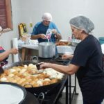 Voluntários vendem 2 mil sonhos no Balneário Esplanada