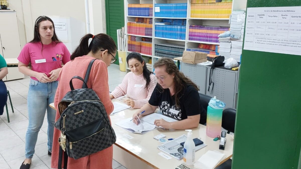 Escolas estaduais não atingem quórum mínimo de pais na eleição de diretor