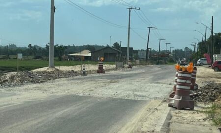 Acesso precário ao Balneário Esplanada causa transtorno aos motoristas