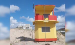 Homem é socorrido após afogamento no Balneário Esplanada