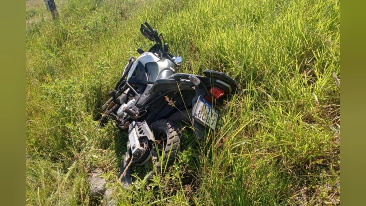 Polícia Militar de Morro da Fumaça recupera moto furtada em revenda