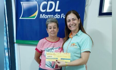 Ganhadores da Promoção de Natal da CDL retiram prêmios