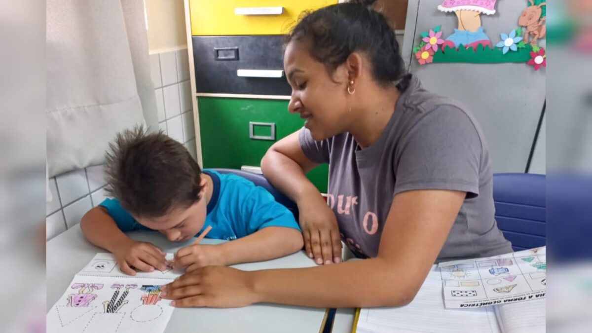 Secretaria de Educação realiza seleção de estagiários