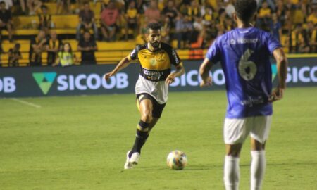 Tigre vence o Barra e segue na liderança