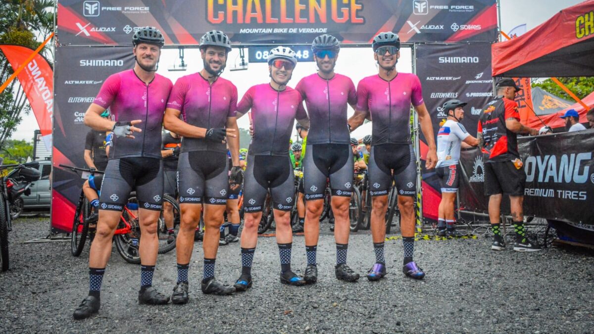 Equipe de ciclismo de Morro da Fumaça conquista dois títulos de 1º lugar na Copa Challenge de Mountain Bike