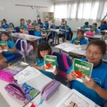 Estudantes da Rede Municipal de Ensino recebem agendas escolares