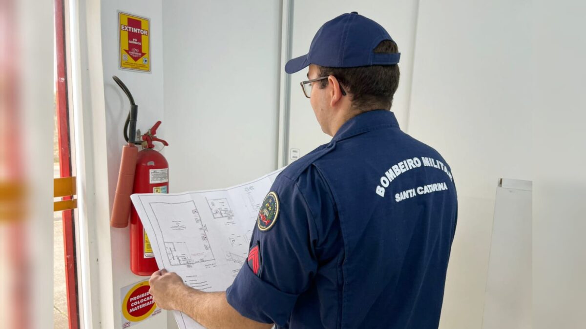 Bombeiros alertam para a exigência de atestado de projeto