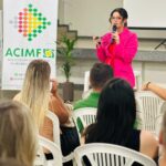 Thayni Librelato compartilha trajetória de sucesso com empresários de Morro da Fumaça