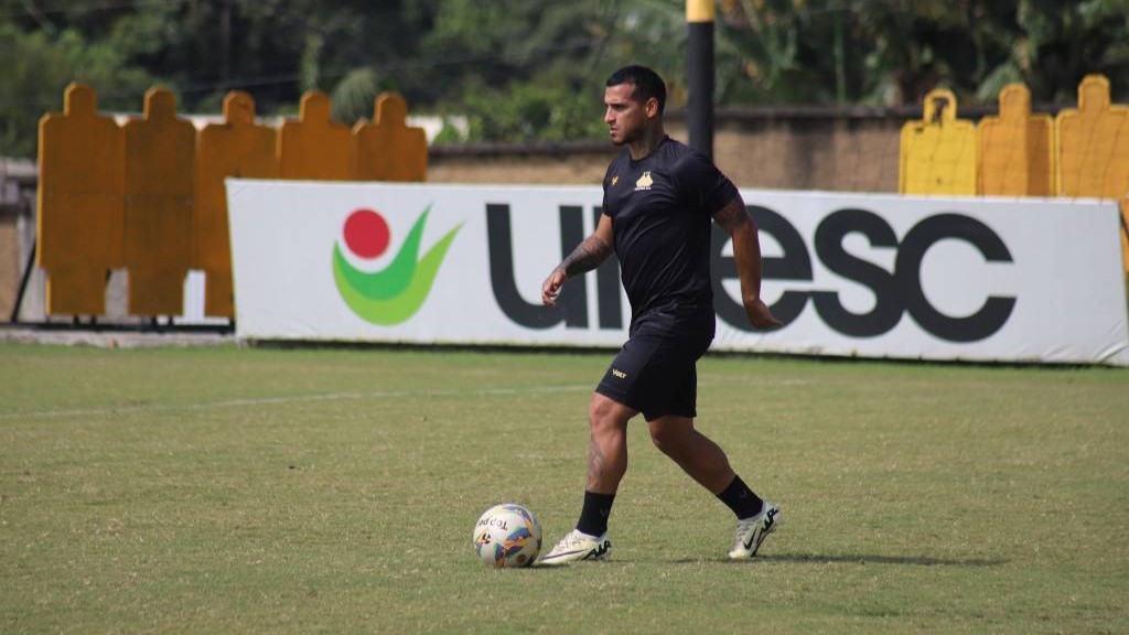 Criciúma e Brusque disputam jogo de ida da final do Campeonato Catarinense