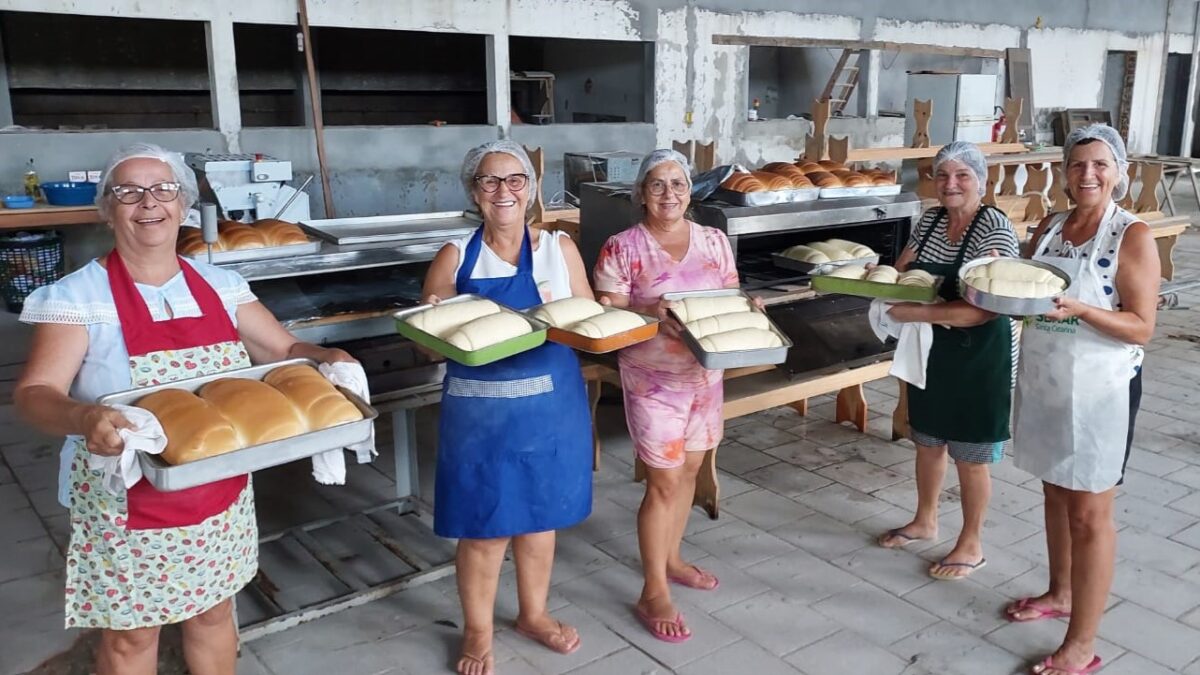 Comunidade do Balneário Esplanada segue trabalhando para finalizar Salão Paroquial