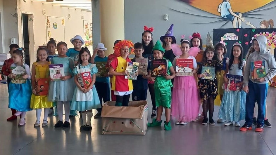 No Dia Nacional do Livro Infantil, escolas de Morro da Fumaça dão início ao Projeto Leitura em Foco