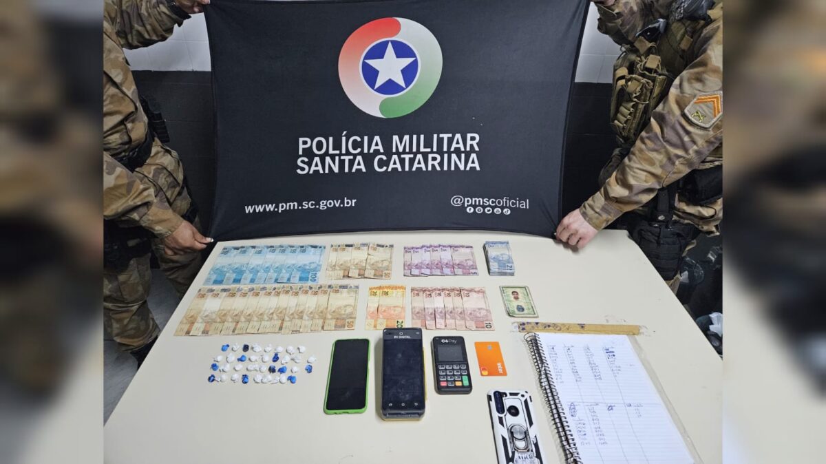 Polícia Militar prende suspeito de tráfico de drogas em Morro da Fumaça