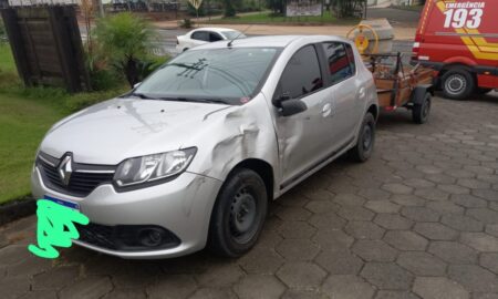 Motociclista fica ferido em acidente na Rodovia SC-443